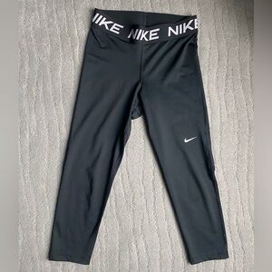Nike Dri-Fit Cropped Leggings Women's Size M